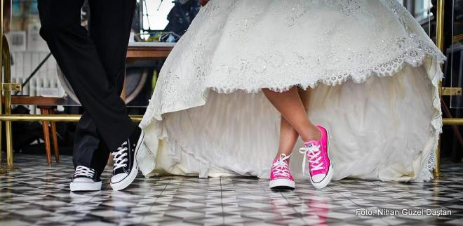 Noch nie gab rund um die Hochzeit es so viel "wenn" und "aber" Noch nie gab rund um die Hochzeit es so viel "wenn" und "aber"