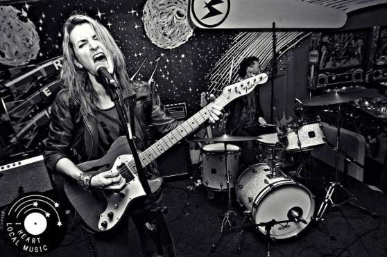 Bild zu Postpunk-Duo Red Money live im Bautzener Steinhaus
